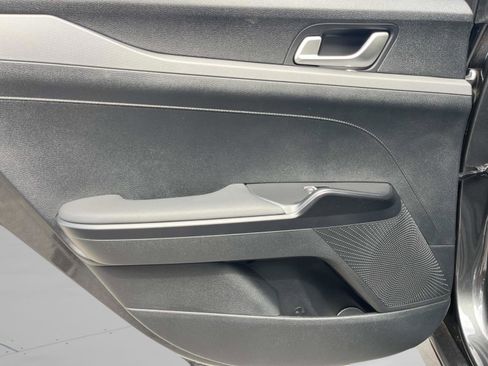 New 2026 Kia K5 LXS image 18