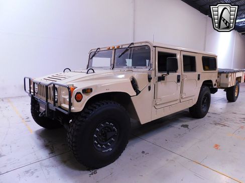 Used 1992 HUMMER H1 4-Door Wagon image 8