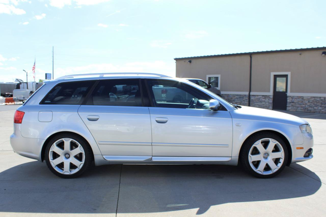 Used 2005 Audi S4 Avant AWD/4WD image 32