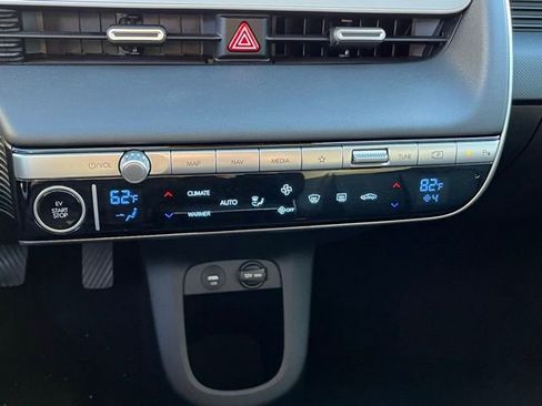 Used 2023 Hyundai Ioniq 5 SEL image 28