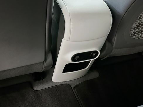 Used 2024 Hyundai Ioniq 5 SEL image 28