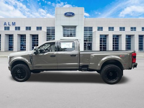 New 2026 Ford F450 Platinum w/ Platinum Plus Package AWD/4WD image 9