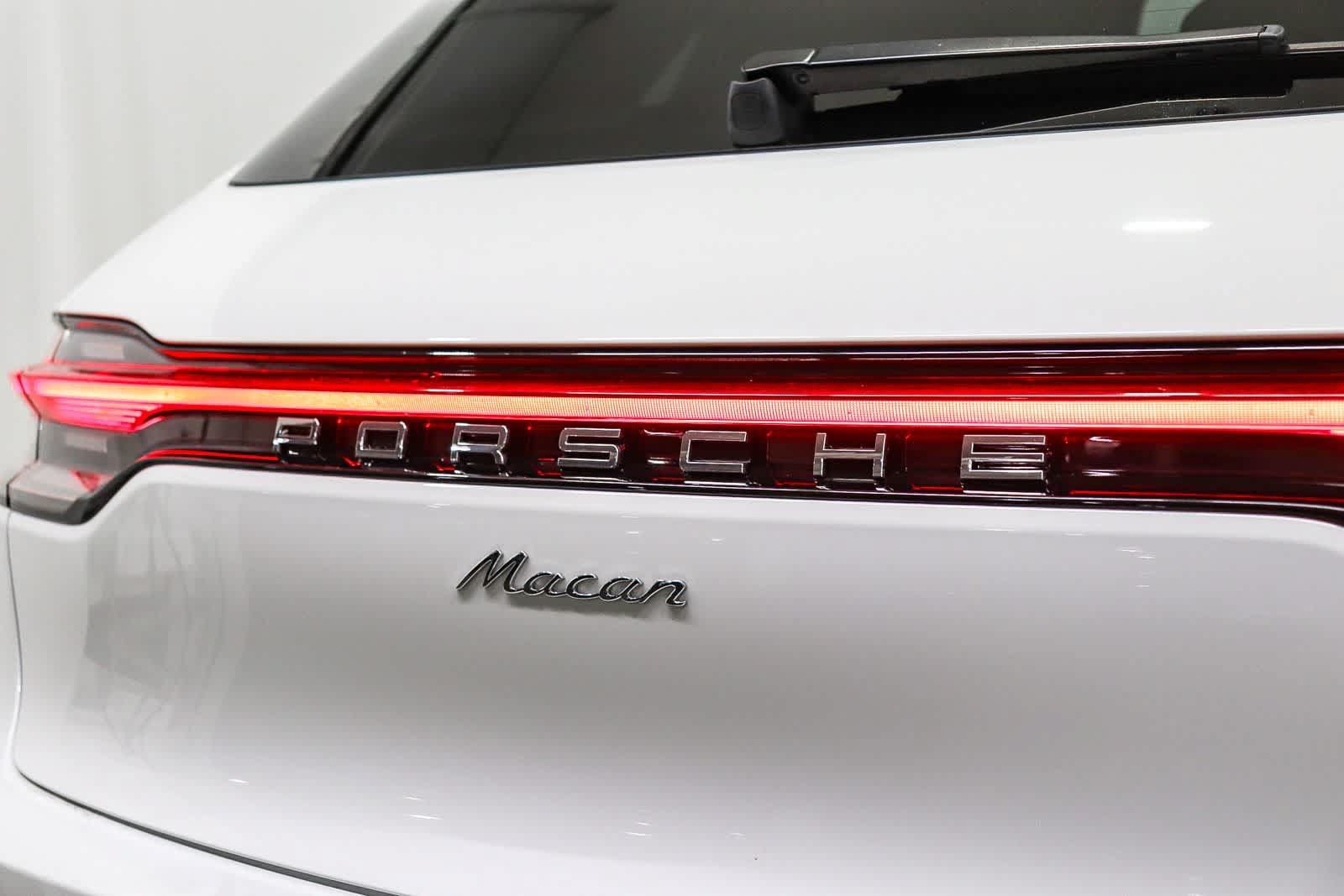 Used 2024 Porsche Macan AWD/4WD image 11