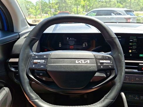 Certified 2026 Kia Sportage EX w/ EX Panorama Roof Package FWD image 22
