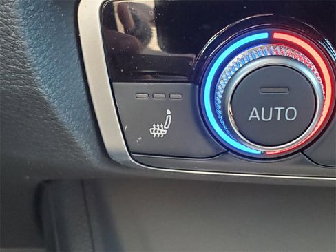 Used 2022 Audi Q3 2.0T Premium image 32