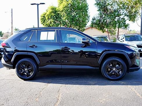 Used 2024 Toyota RAV4 XLE FWD image 7