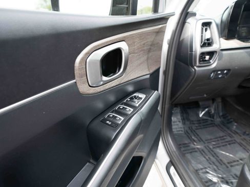 Used 2023 Kia Sorento X-Line EX AWD/4WD image 7