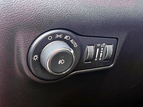 Certified 2025 Jeep Compass Limited AWD/4WD image 21