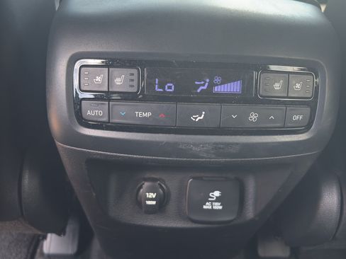 Used 2020 Hyundai Palisade Limited FWD image 17