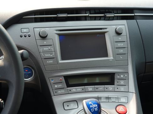 Used 2012 Toyota Prius Two FWD image 22