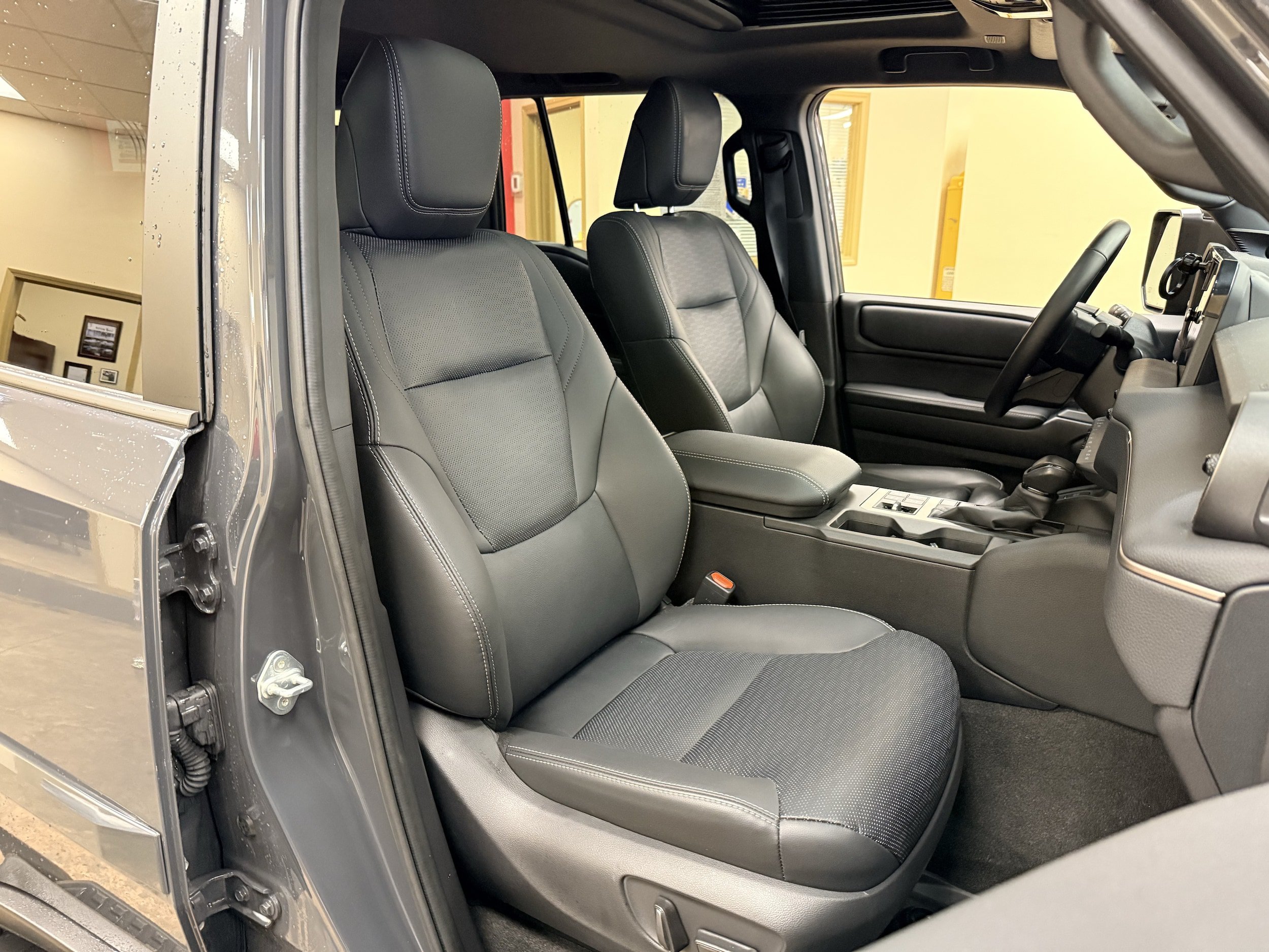 Used 2025 Toyota Land Cruiser w/ Premium Package AWD/4WD image 13