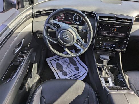 Used 2022 Hyundai Santa Cruz Limited image 16