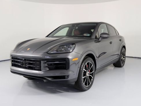 New 2026 Porsche Cayenne S image 1