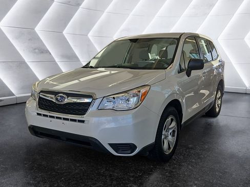 Used 2014 Subaru Forester 2.5i image 3