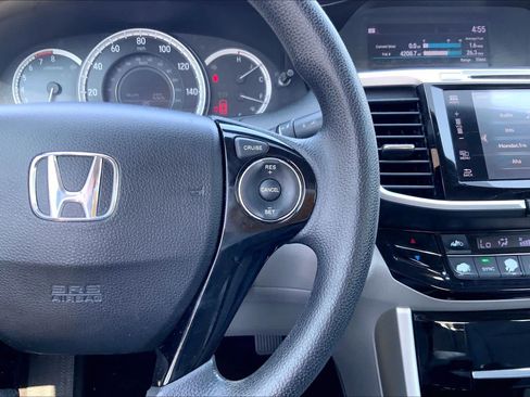 Used 2016 Honda Accord EX image 24