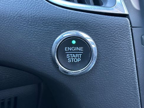 Used 2019 Ford Edge Titanium w/ Equipment Group 301A image 25