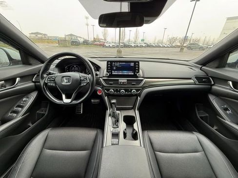 Used 2019 Honda Accord Sport image 11