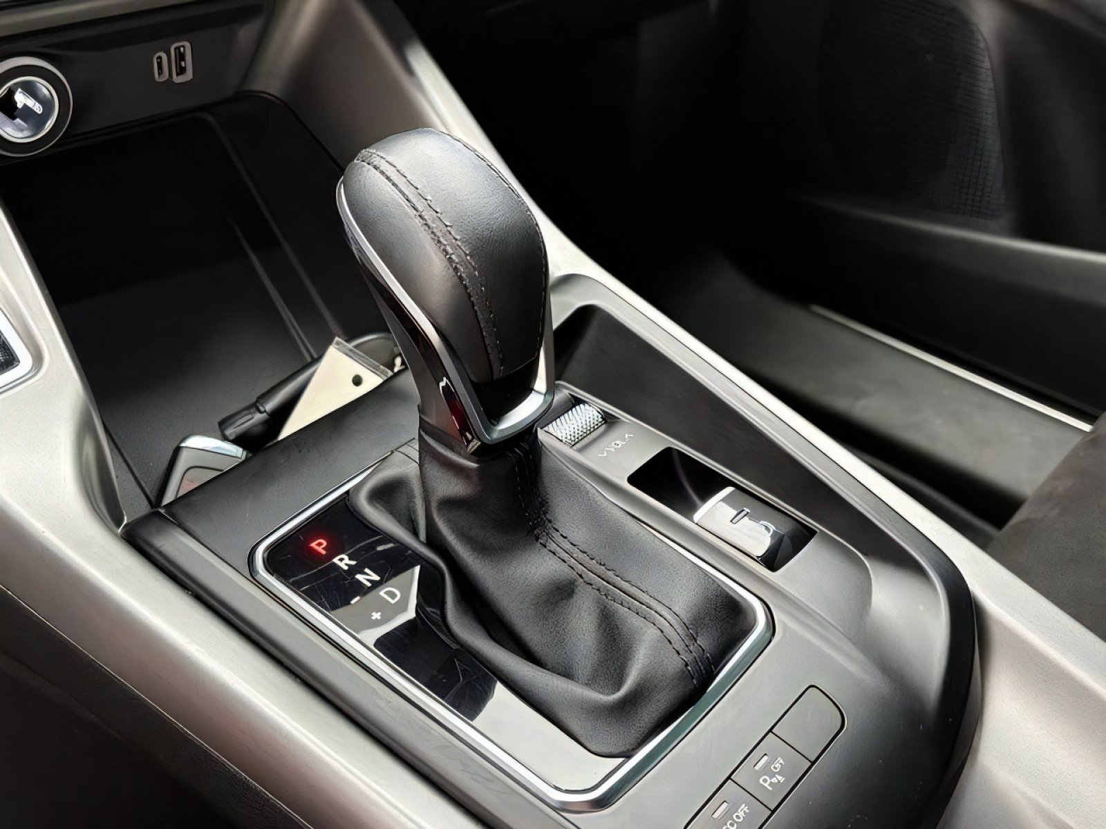 Used 2024 Dodge Hornet R/T w/ Track Pack AWD/4WD image 27