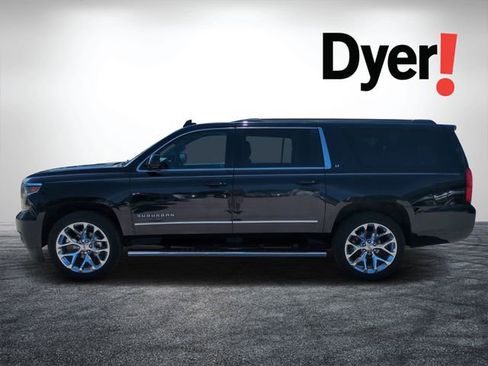 Used 2019 Chevrolet Suburban LT w/ LT Signature Package RWD image 7