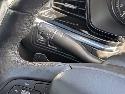 Used 2021 Cadillac XT6 Premium Luxury FWD image 26