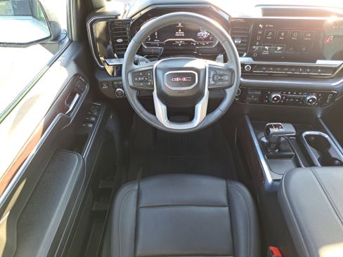 Used 2024 GMC Sierra 1500 SLT w/ SLT Premium Plus Package image 9
