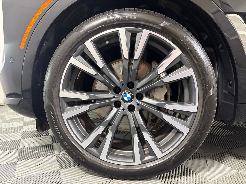 Certified 2026 BMW X7 xDrive40i AWD/4WD image 8