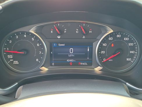 Used 2024 Chevrolet Equinox LT FWD image 22