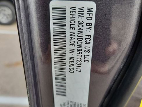 Certified 2024 Jeep Compass Trailhawk image 18