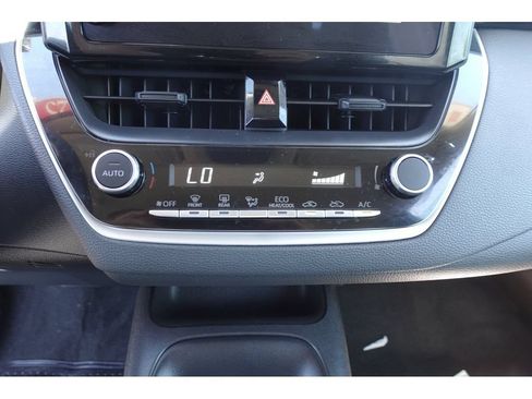 Certified 2025 Toyota Corolla LE FWD image 18