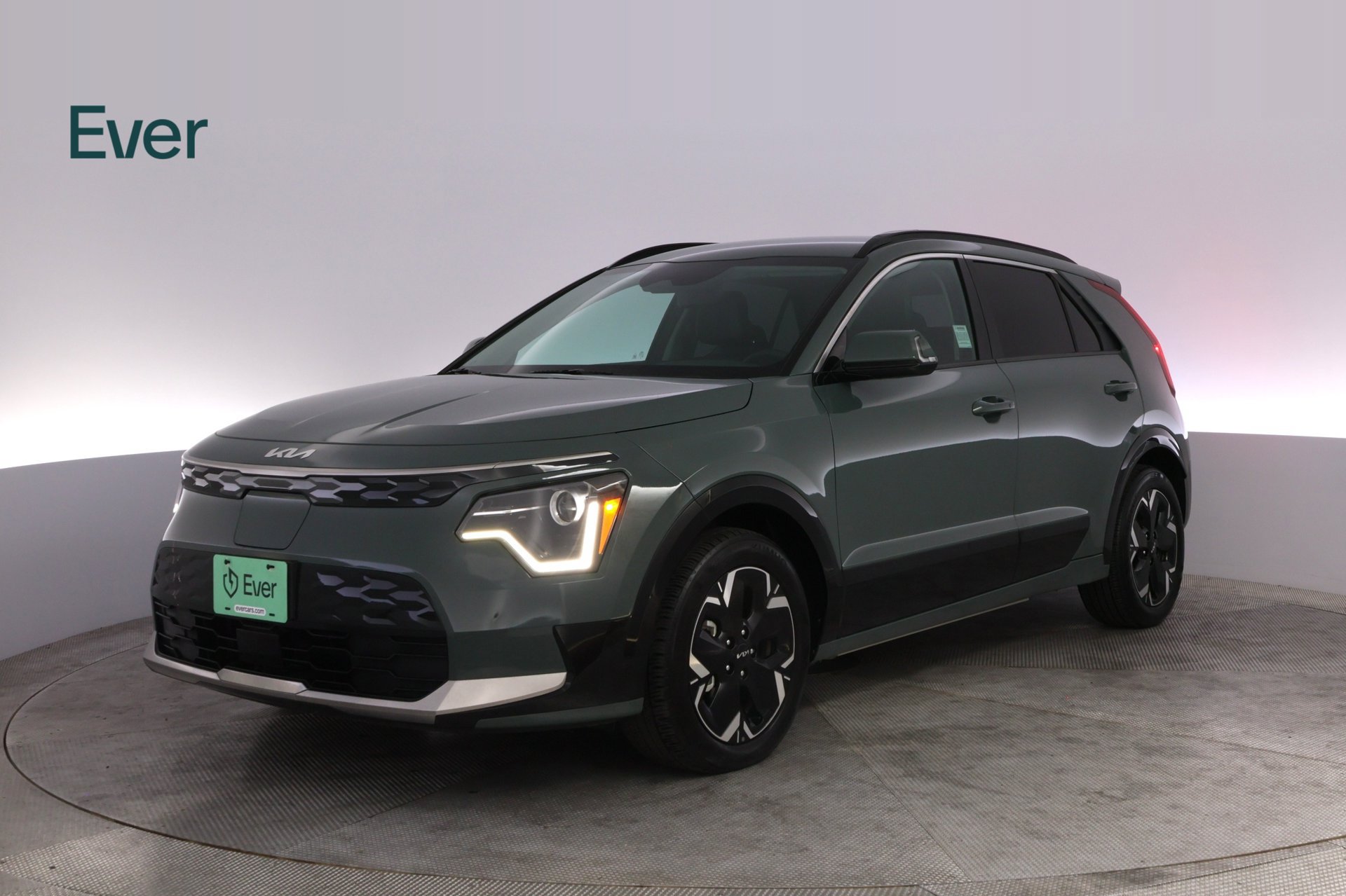 Used 2025 Kia Niro Wind FWD image 2