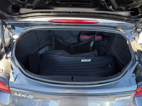 Used 2016 MAZDA MX-5 Miata Grand Touring RWD image 17