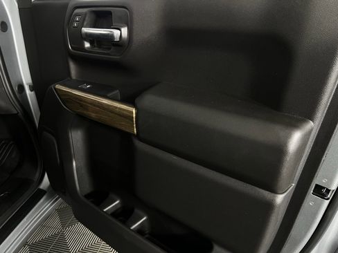 Used 2024 GMC Sierra 1500 Pro w/ Pro Value Package image 33