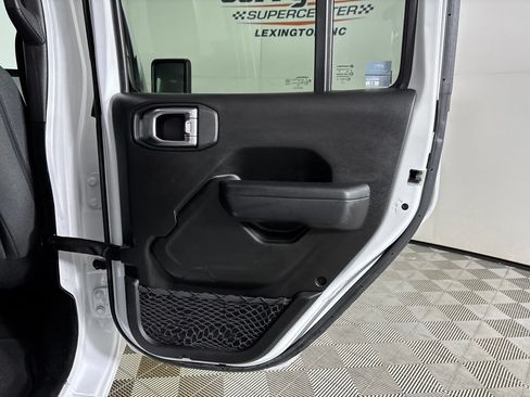 Used 2024 Jeep Wrangler Unlimited Sport AWD/4WD image 25