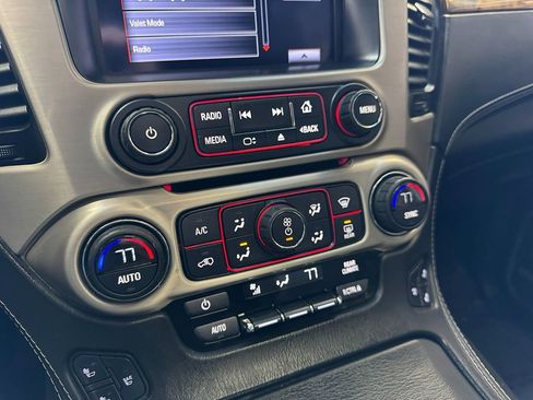 Used 2016 GMC Yukon Denali w/ Open Road Package AWD/4WD image 28