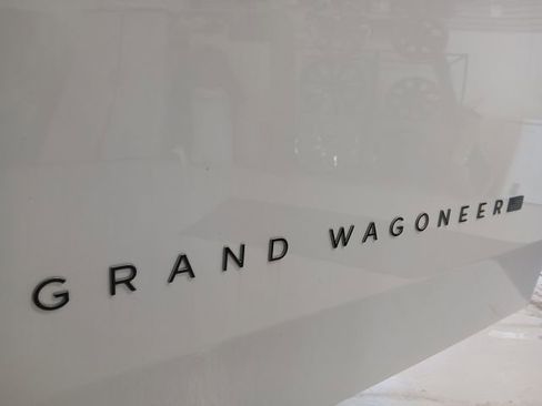 New 2026 Jeep Grand Wagoneer 4WD image 34