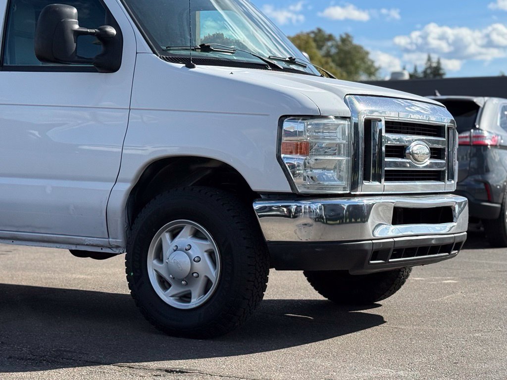 Used 2014 Ford E-350 and Econoline 350 Extended Super Duty RWD image 22