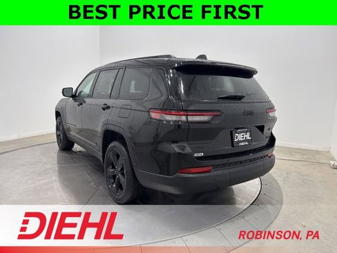 New 2025 Jeep Grand Cherokee L Limited w/ Black Appearance Package image 5