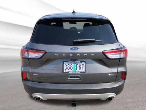 Certified 2022 Ford Escape SE w/ Cold Weather Package image 4