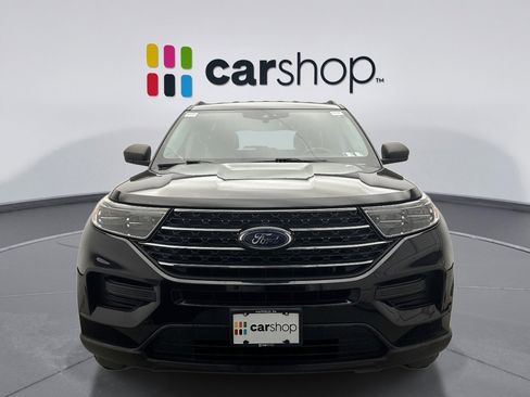 Used 2020 Ford Explorer XLT w/ Comfort Package image 8