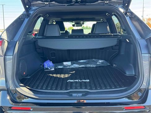 Used 2023 Toyota RAV4 XSE image 10