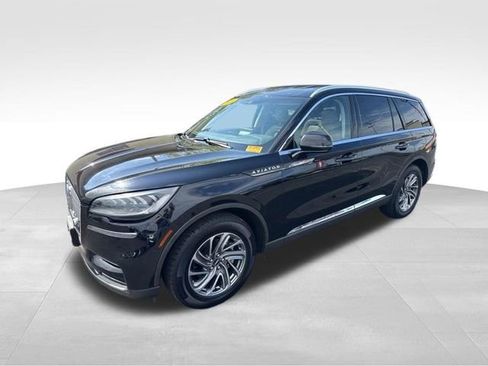 Used 2023 Lincoln Aviator AWD image 6