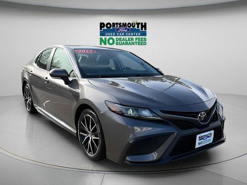 Used 2023 Toyota Camry SE FWD image 19