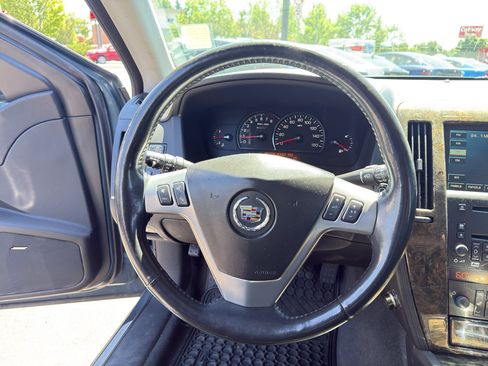 Used 2006 Cadillac STS V RWD image 23