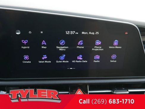 Used 2025 Kia Niro SX image 53