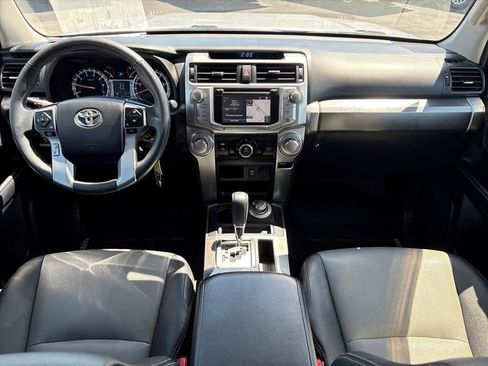 Used 2018 Toyota 4Runner SR5 Premium AWD/4WD image 11