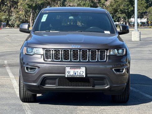 Used 2021 Jeep Grand Cherokee Laredo w/ Security & Convenience Group image 8