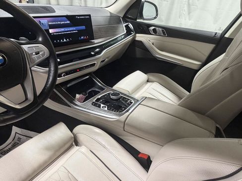 Used 2024 BMW X7 xDrive40i w/ Executive Package AWD/4WD image 6
