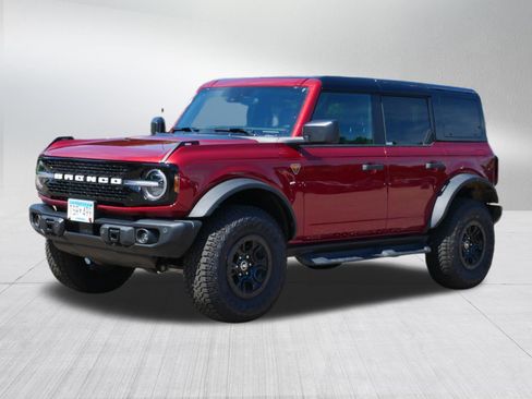Used 2026 Ford Bronco Badlands AWD/4WD image 3