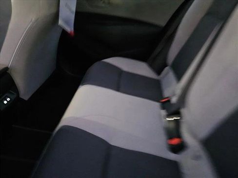 Used 2025 Toyota Corolla LE image 15