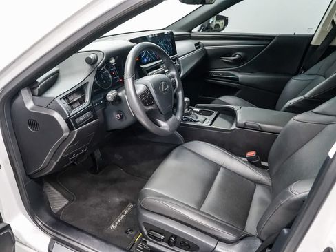 Used 2024 Lexus ES 250 w/ Premium Package AWD/4WD image 18